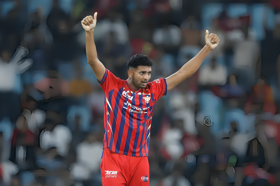 Best Economy Rate Bowlers in IPL 2026