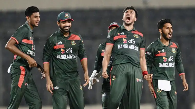 Most Extras Given by Teams in Ban vs Pak
